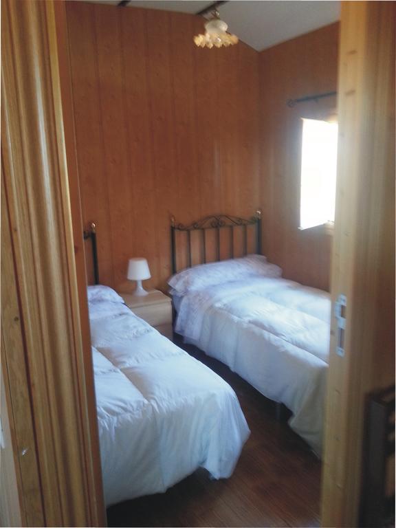 Bungalow Perotonar Ideal Para Familia Con Ninos La Puebla de Cazalla Exterior foto